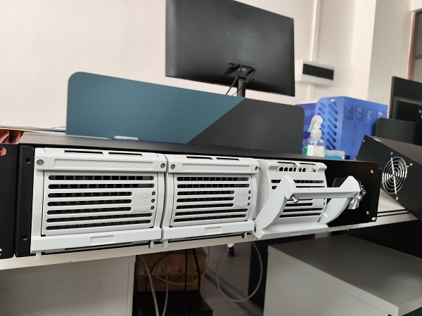 Is the telecom inverter power supply fan important?